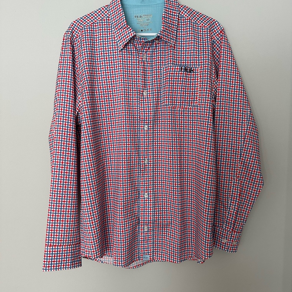 Huk Santiago Long Sleeve Men’s Medium, Red and Blue Checkered Button Down Shirt
